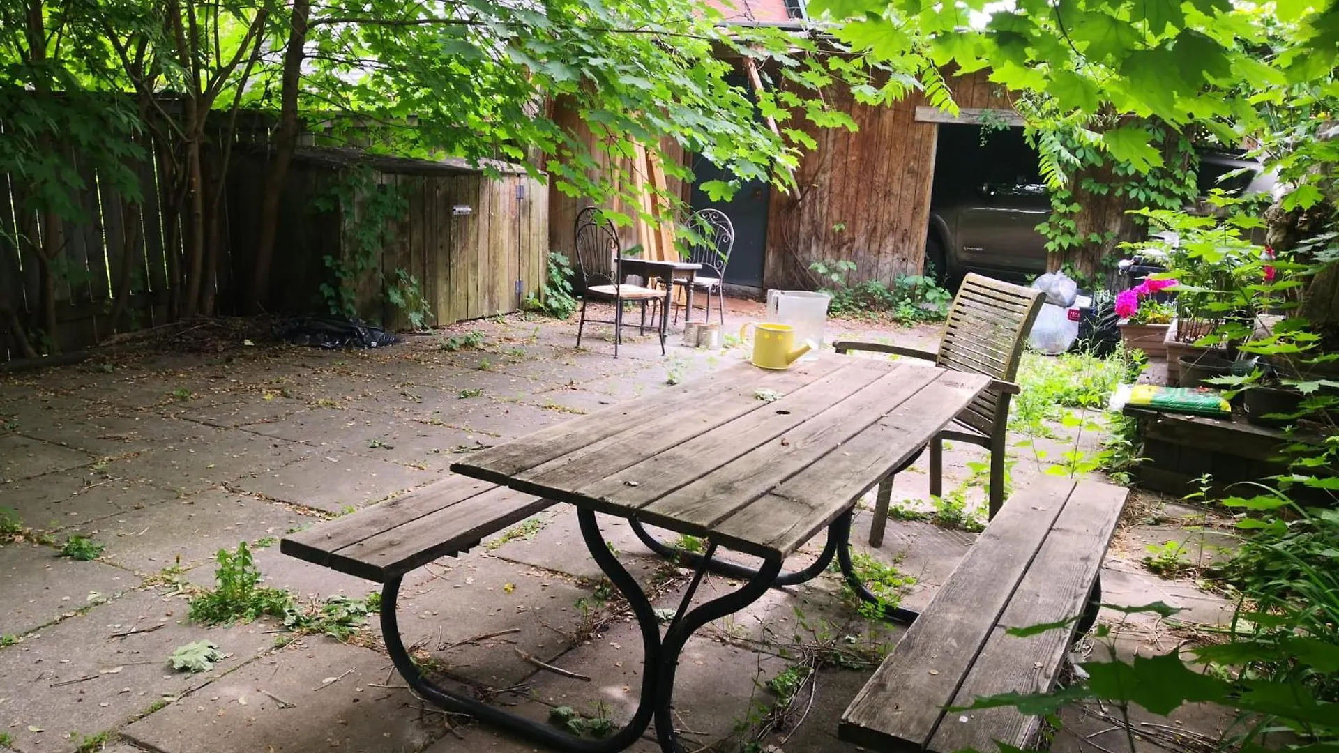 Homestay Spacious Room Next To Subway Line 1 Midtown Toronto Canada