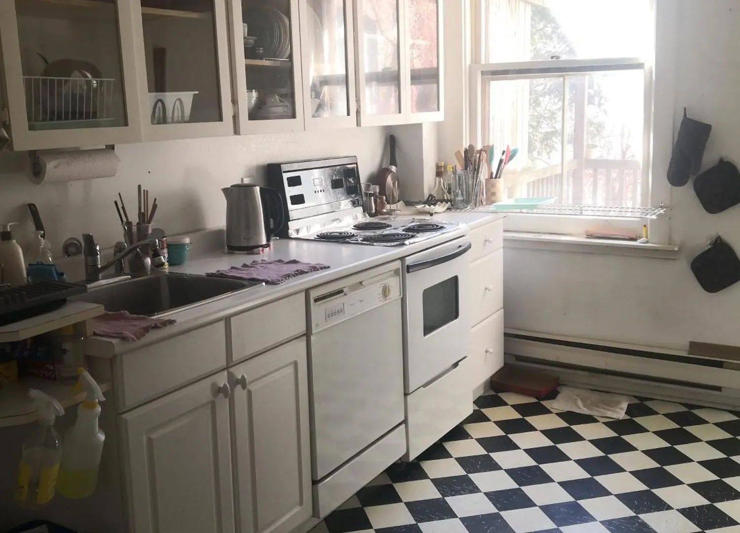 Homestay Spacious Room Next To Subway Line 1 Midtown Toronto