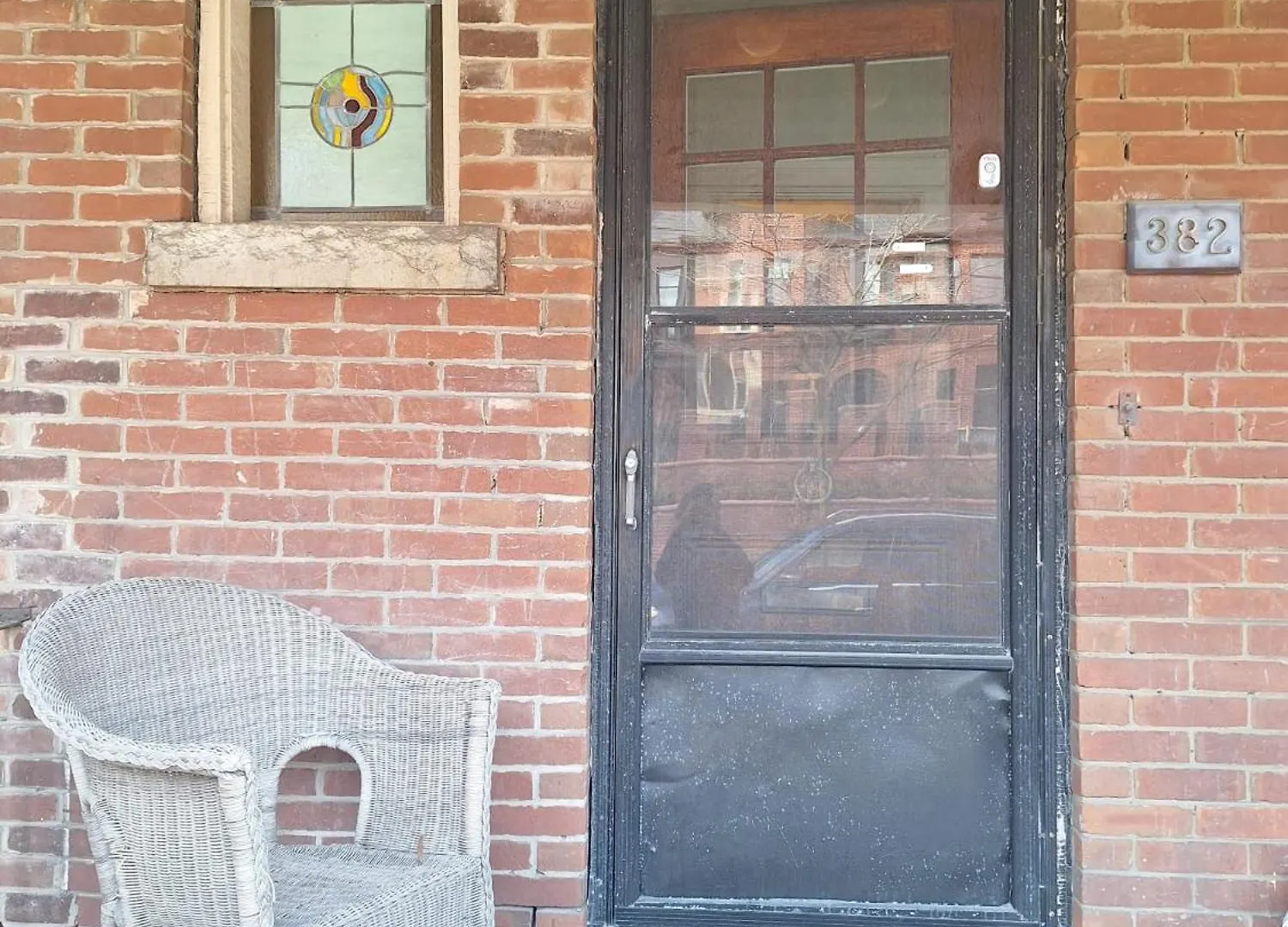 Spacious Room Next To Subway Line 1 Midtown Toronto Canada